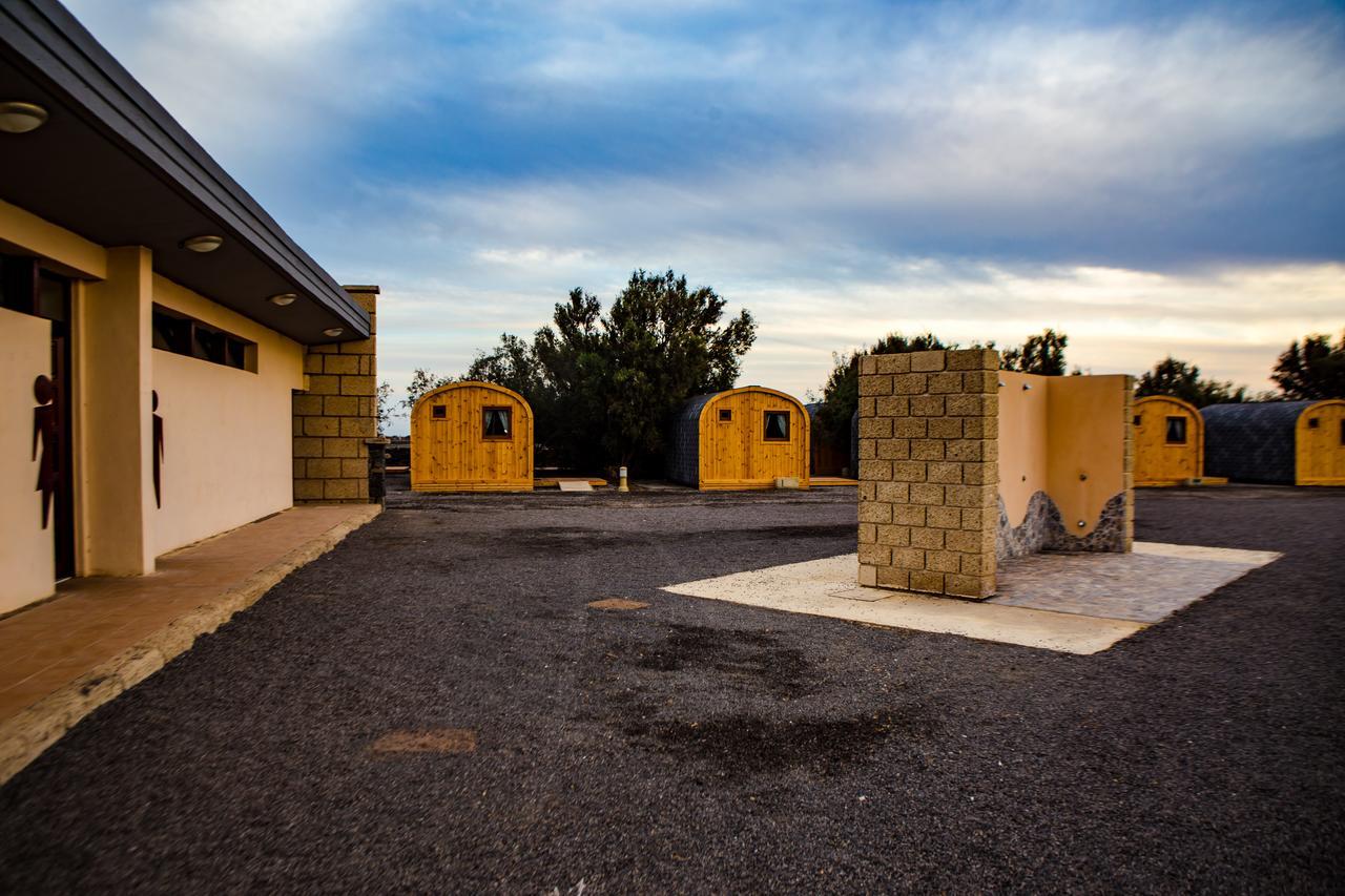 Eco-Wooden Houses Camping Montana Roja エル・メダノ エクステリア 写真