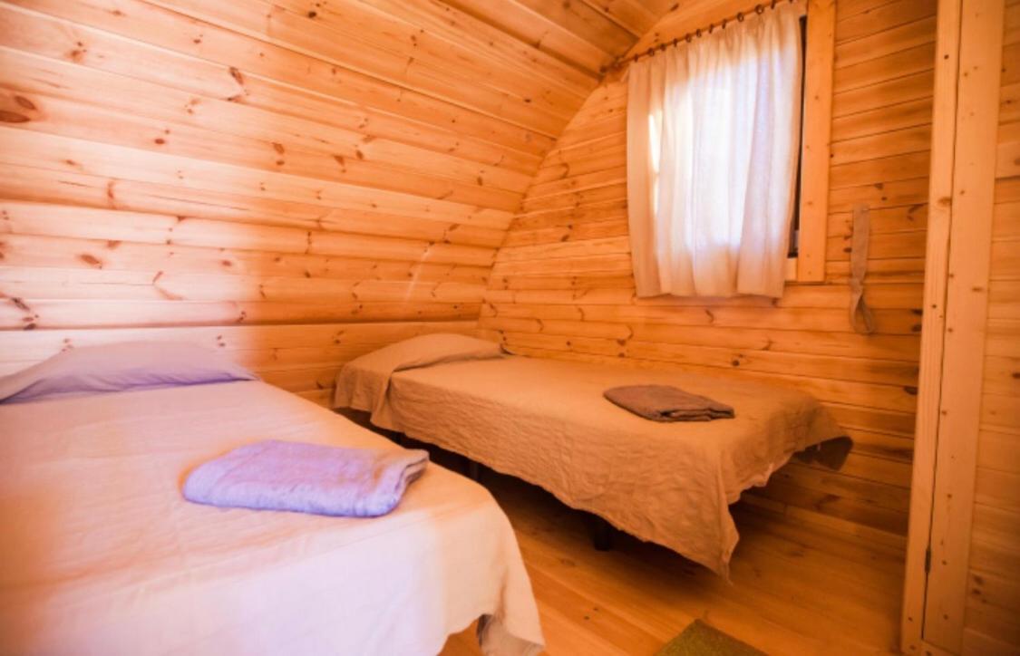 Eco-Wooden Houses Camping Montana Roja エル・メダノ エクステリア 写真